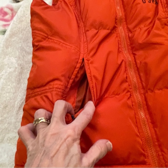 Ladies U.S. Polo Association Orange Puffer Vest Zip Front-Embroidered Logo-XL - Picture 7 of 8